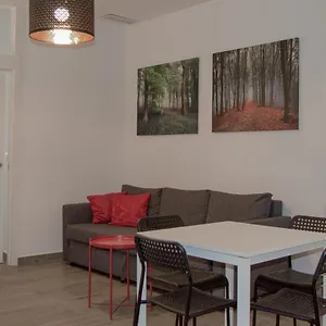 https://apartamento-fuentecilla.hotelsinnerja.org