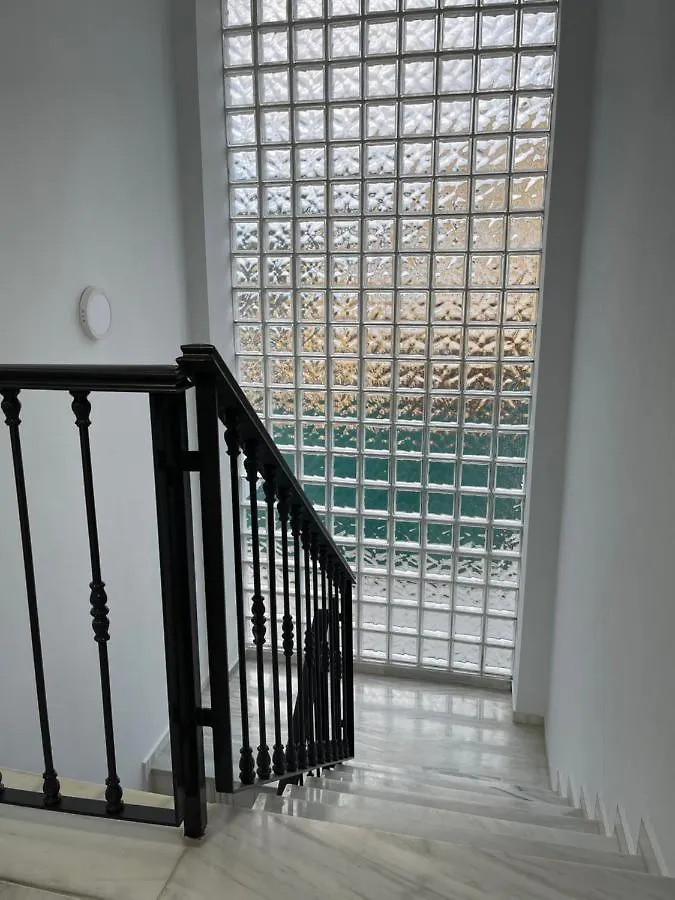 Homestay Exclusivo Chalet Sevilla. ¡Jardin & Cocina! Alcala de Guadaira